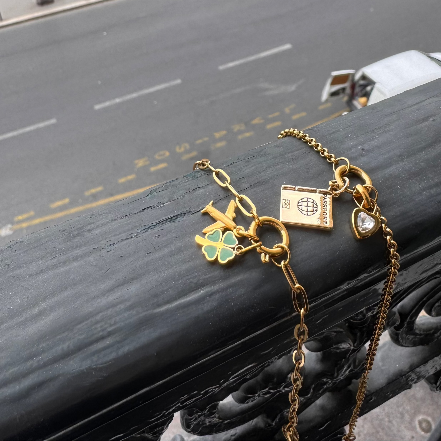 FOUR LEAF CLOVER CHARM